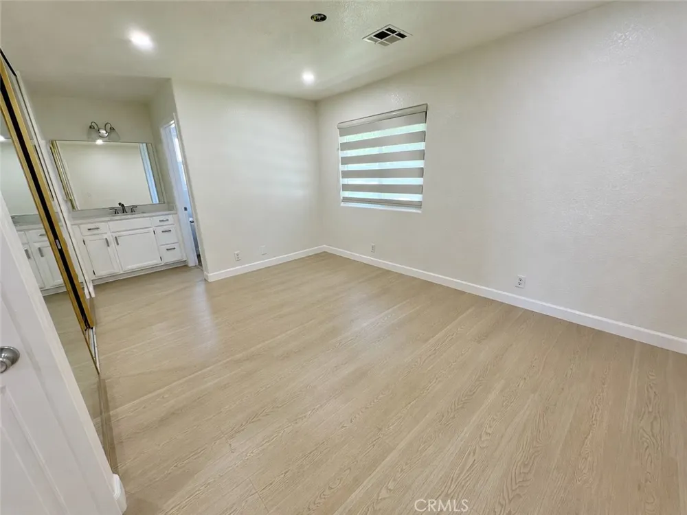 759 E Avenue J6 Lancaster, CA 93535