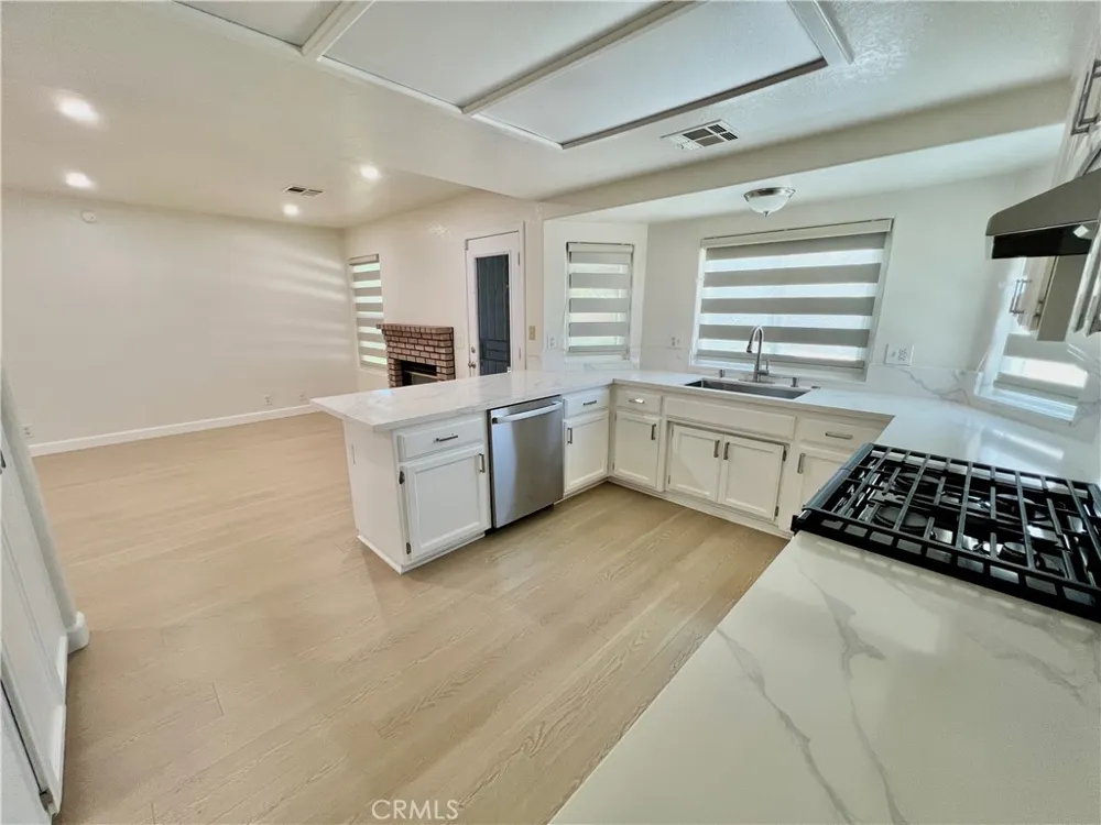 759 E Avenue J6 Lancaster, CA 93535