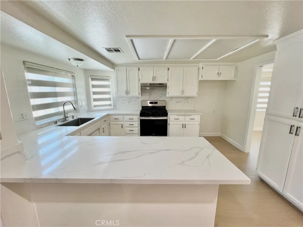 759 E Avenue J6 Lancaster, CA 93535