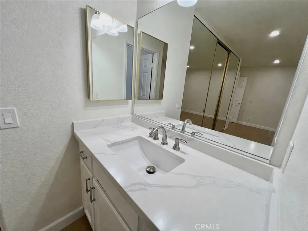 759 E Avenue J6 Lancaster, CA 93535