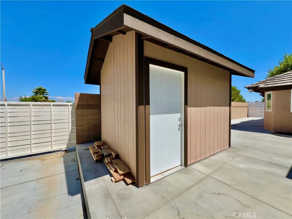 759 E Avenue J6 Lancaster, CA 93535