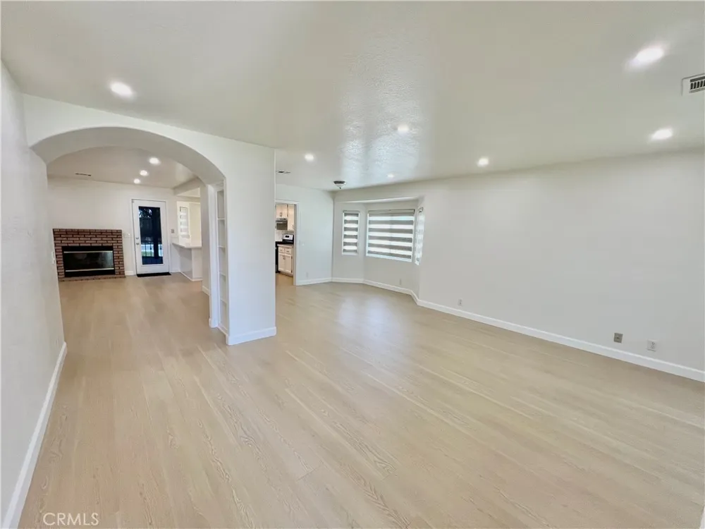 759 E Avenue J6 Lancaster, CA 93535