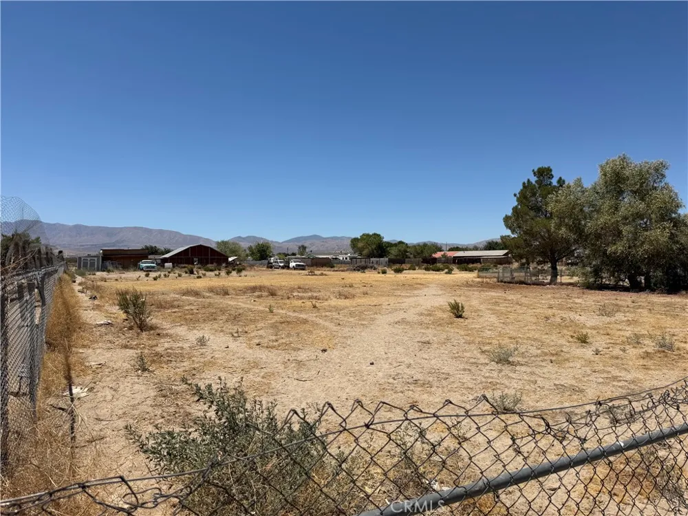 11540 E Avenue R2 Littlerock, CA 93543