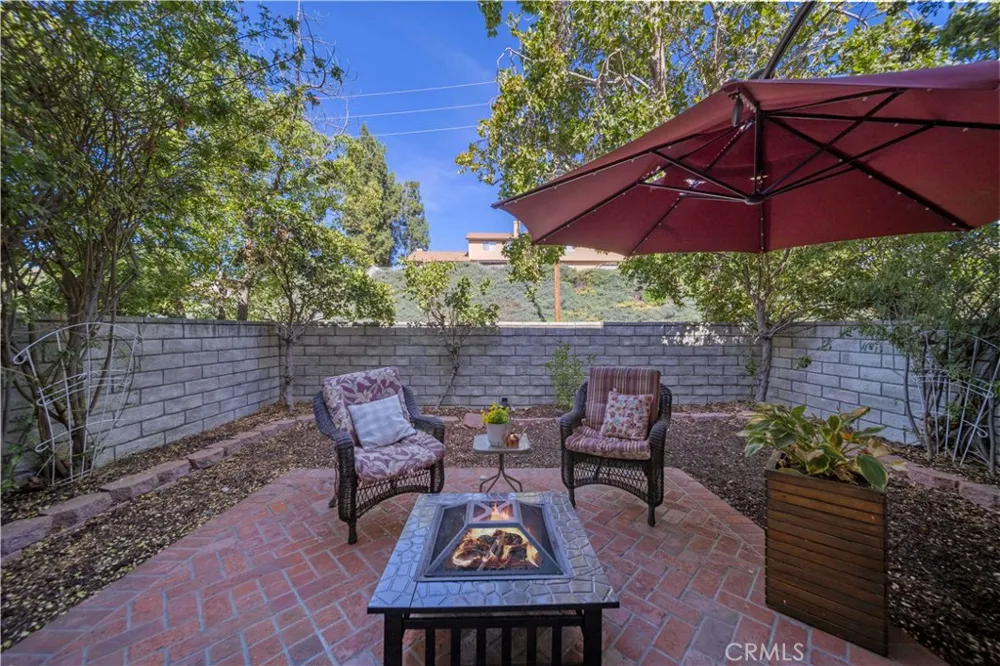 22839 Banyan #332 Saugus, CA 91390