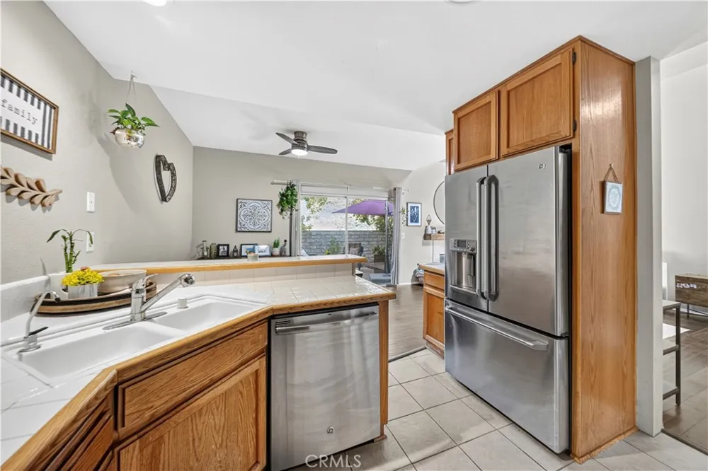 22839 Banyan #332 Saugus, CA 91390