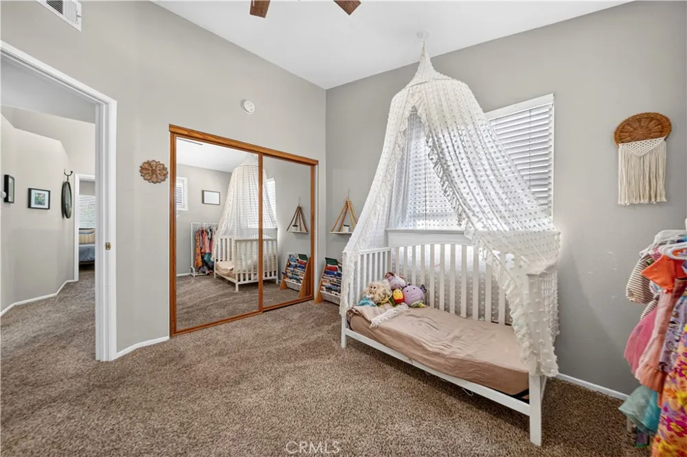 22839 Banyan #332 Saugus, CA 91390