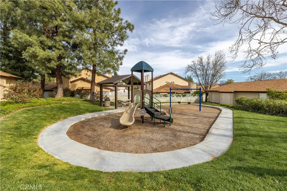 22839 Banyan #332 Saugus, CA 91390