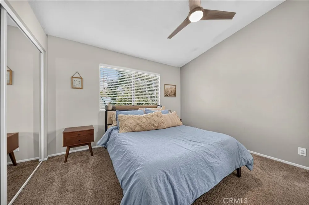 22839 Banyan #332 Saugus, CA 91390