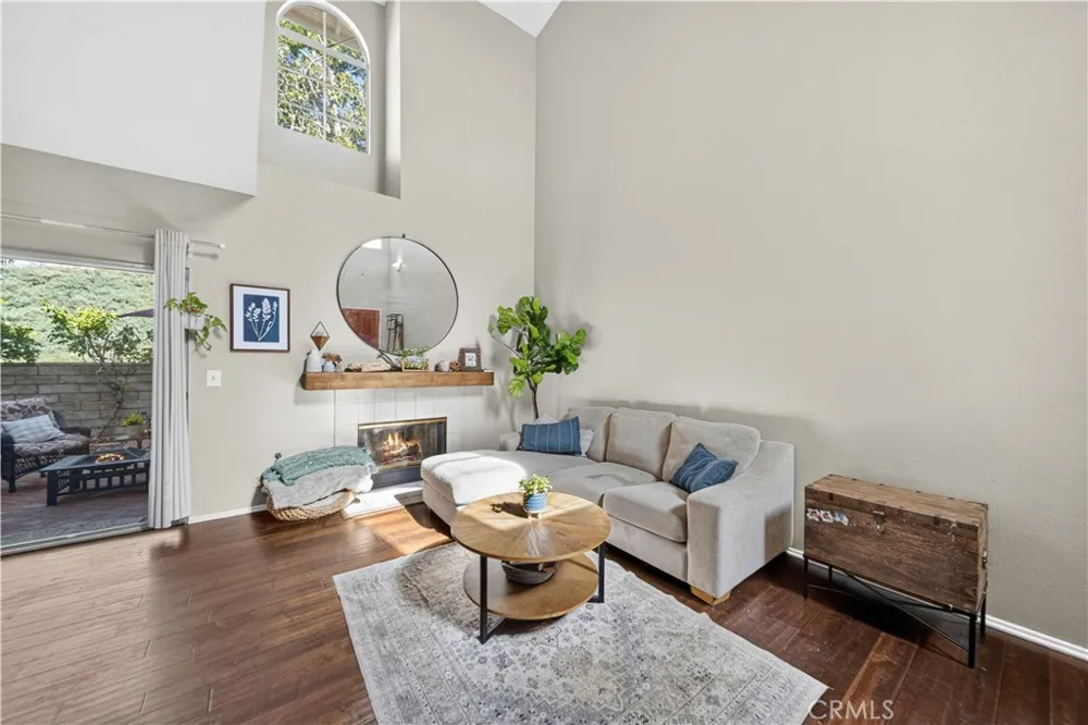 22839 Banyan #332 Saugus, CA 91390