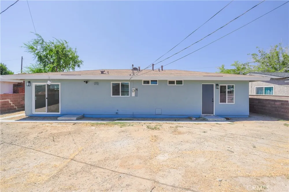 339 E Kildare Street Lancaster, CA 93535