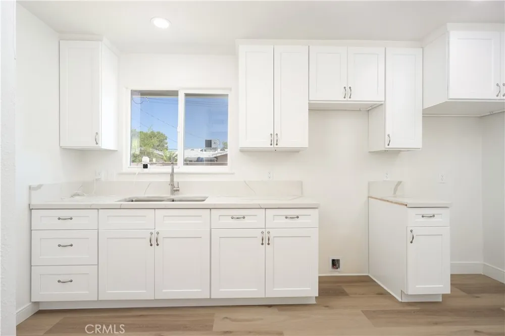 339 E Kildare Street Lancaster, CA 93535