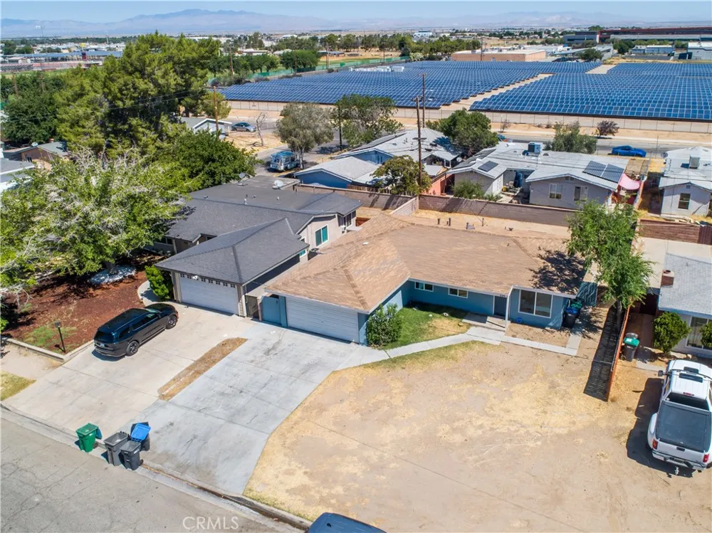 339 E Kildare Street Lancaster, CA 93535