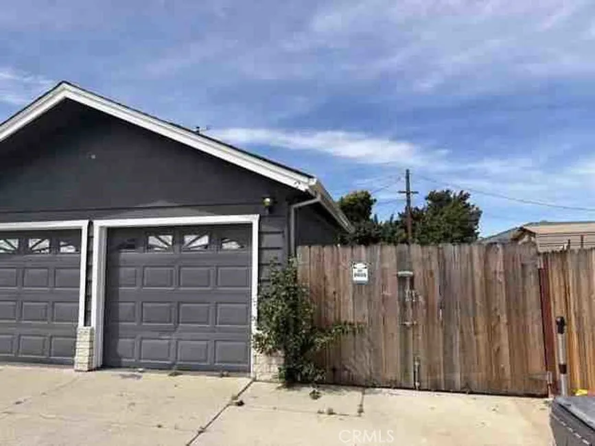1275 Armstrong Manteca, CA 95336