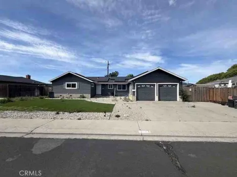 1275 Armstrong