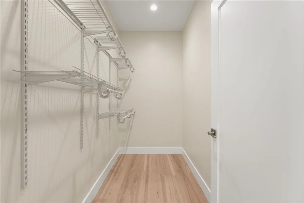 14924 Kittridge St Van Nuys, CA 91405