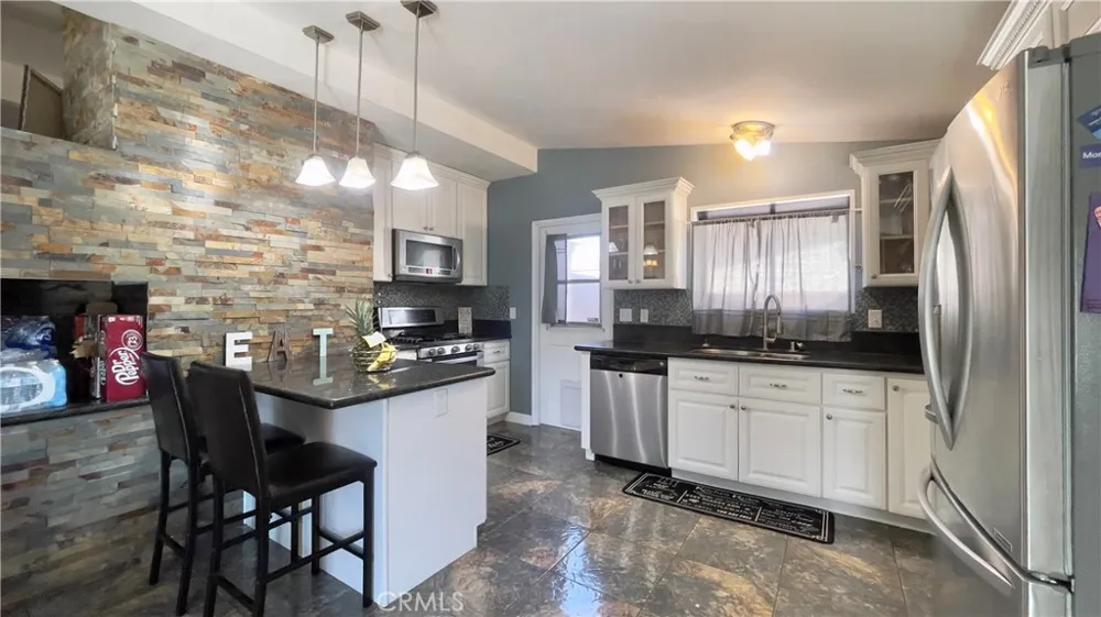 45911 Kingtree Avenue Lancaster, CA 93534