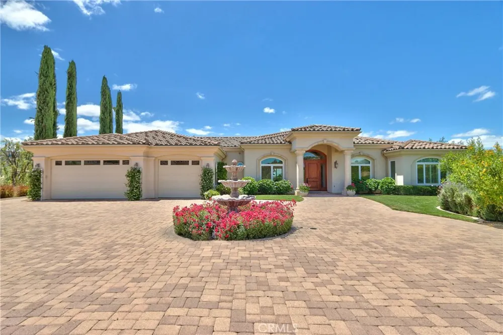 38385 Rock Creek Temecula, CA 92592