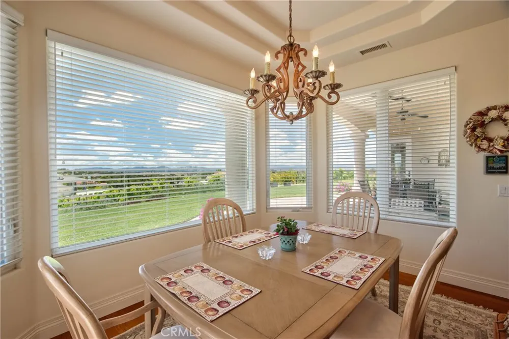 38385 Rock Creek Temecula, CA 92592
