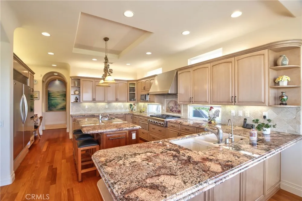 38385 Rock Creek Temecula, CA 92592