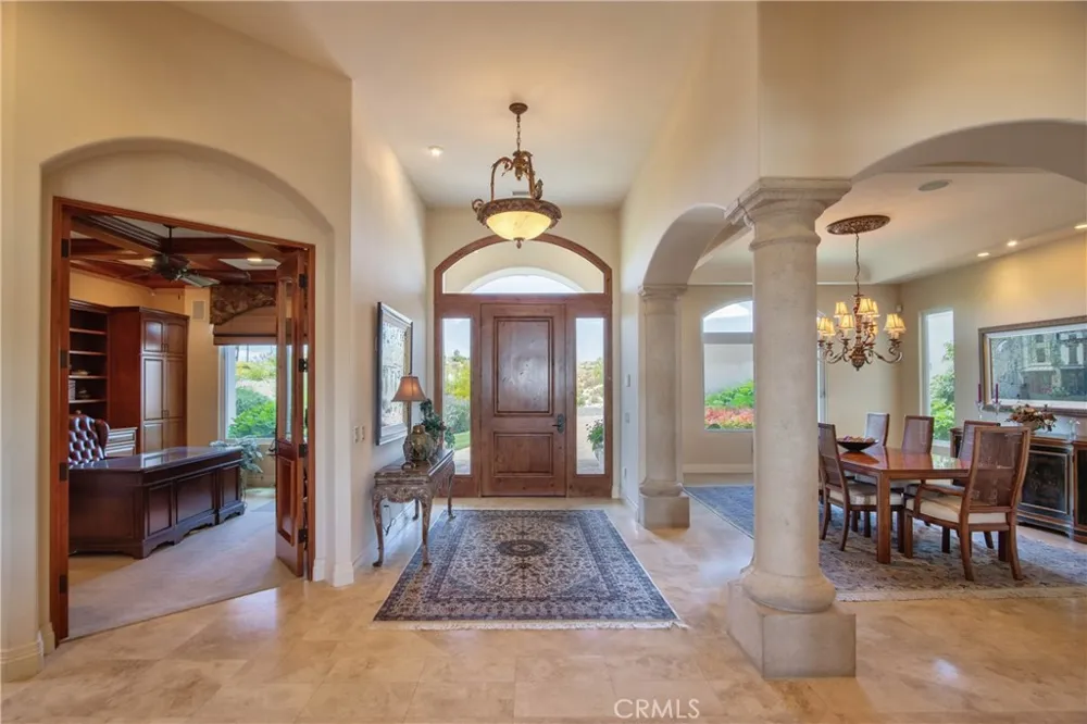 38385 Rock Creek Temecula, CA 92592