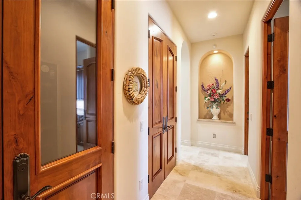 38385 Rock Creek Temecula, CA 92592