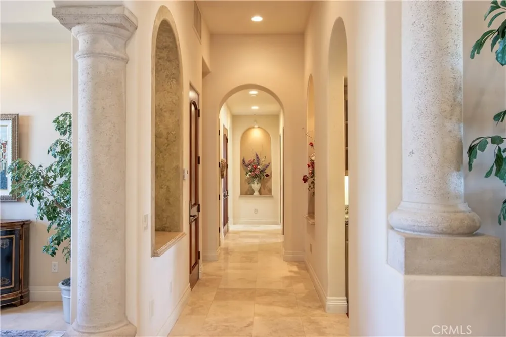 38385 Rock Creek Temecula, CA 92592