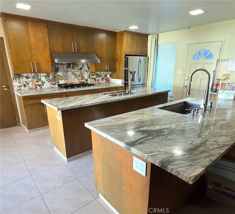 15198 Darnell Lake Elsinore, CA 92530
