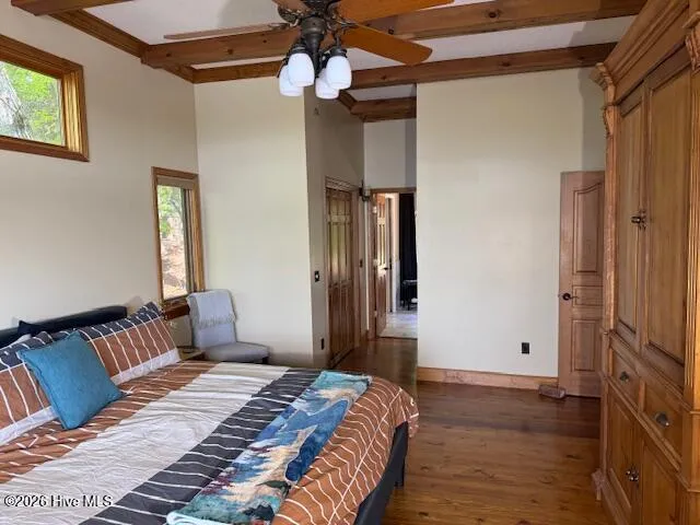 39 Cheoah Trail Lake Santeetlah, NC 28771