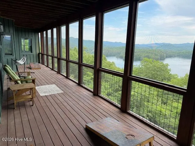 39 Cheoah Trail Lake Santeetlah, NC 28771