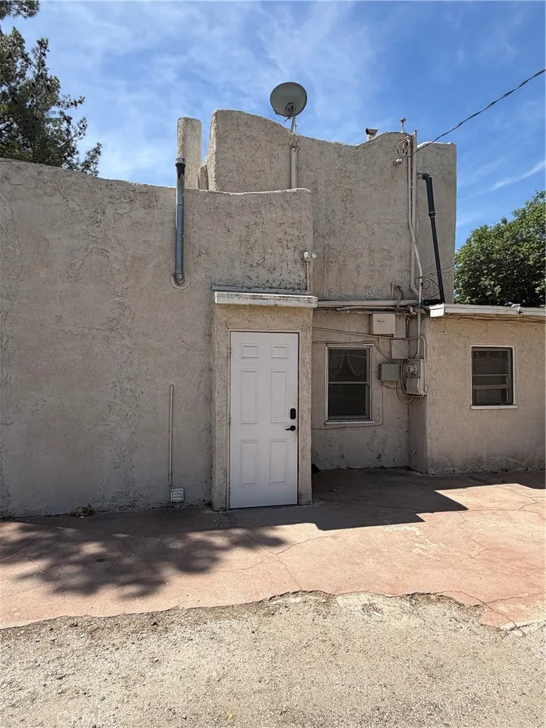 281 E Main San Jacinto, CA 92583