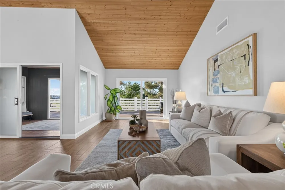 29510 Avenida Del Sol Temecula, CA 92591
