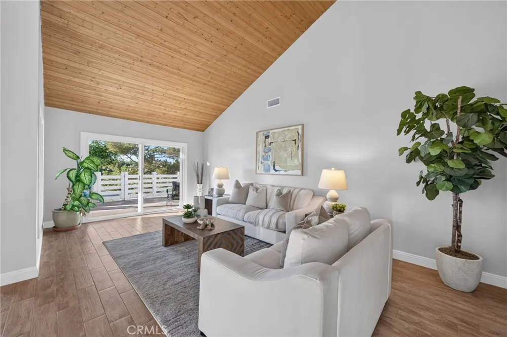 29510 Avenida Del Sol Temecula, CA 92591