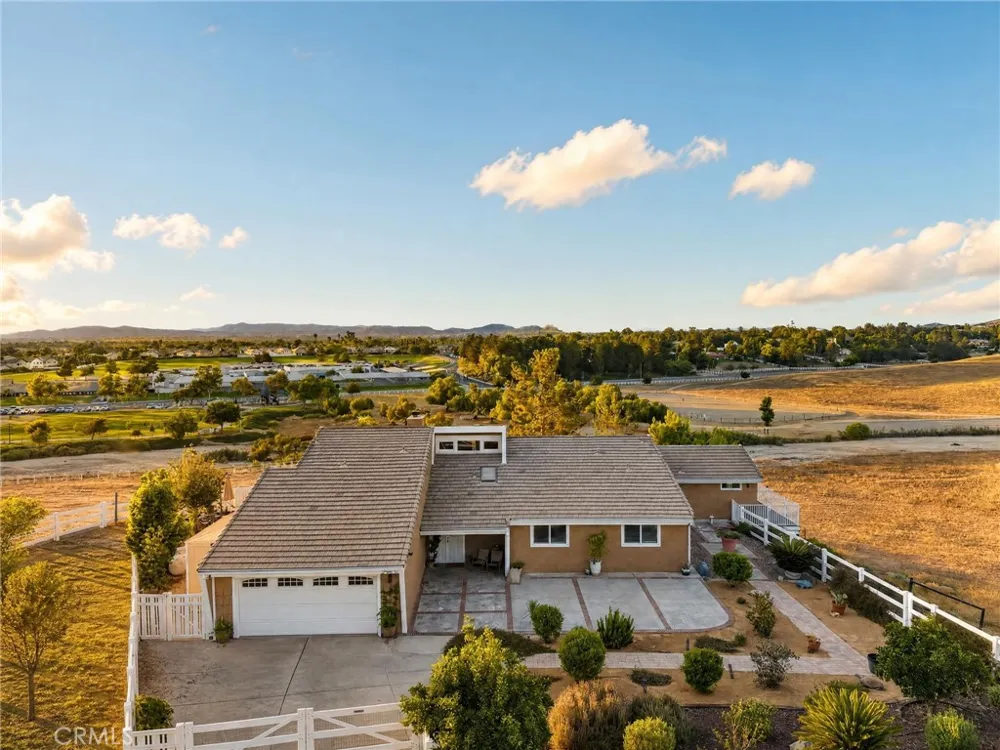 29510 Avenida Del Sol Temecula, CA 92591