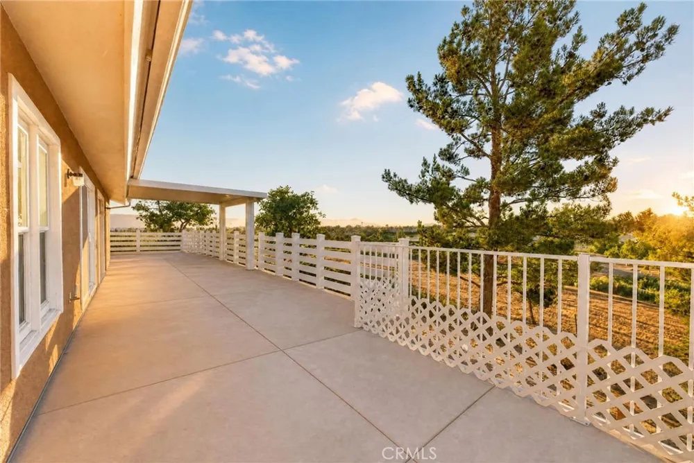 29510 Avenida Del Sol Temecula, CA 92591