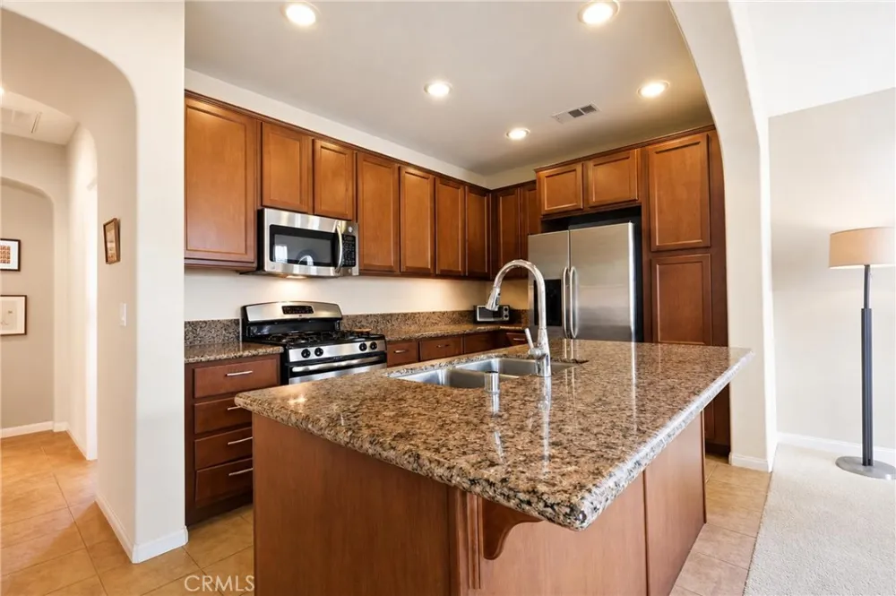 4317 Junction #103 Corona, CA 92883