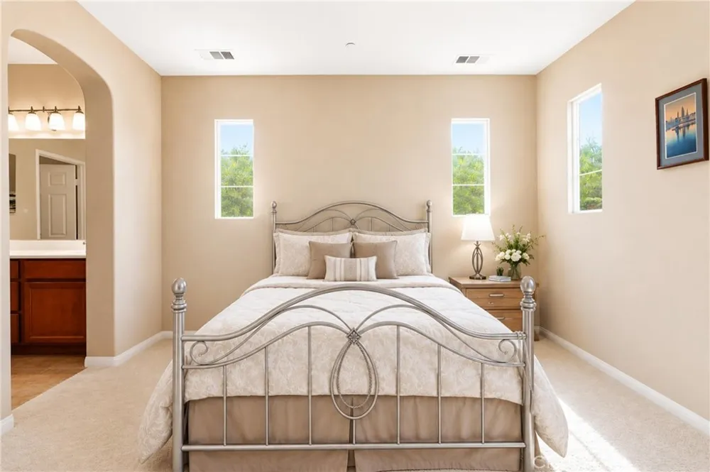 4317 Junction #103 Corona, CA 92883