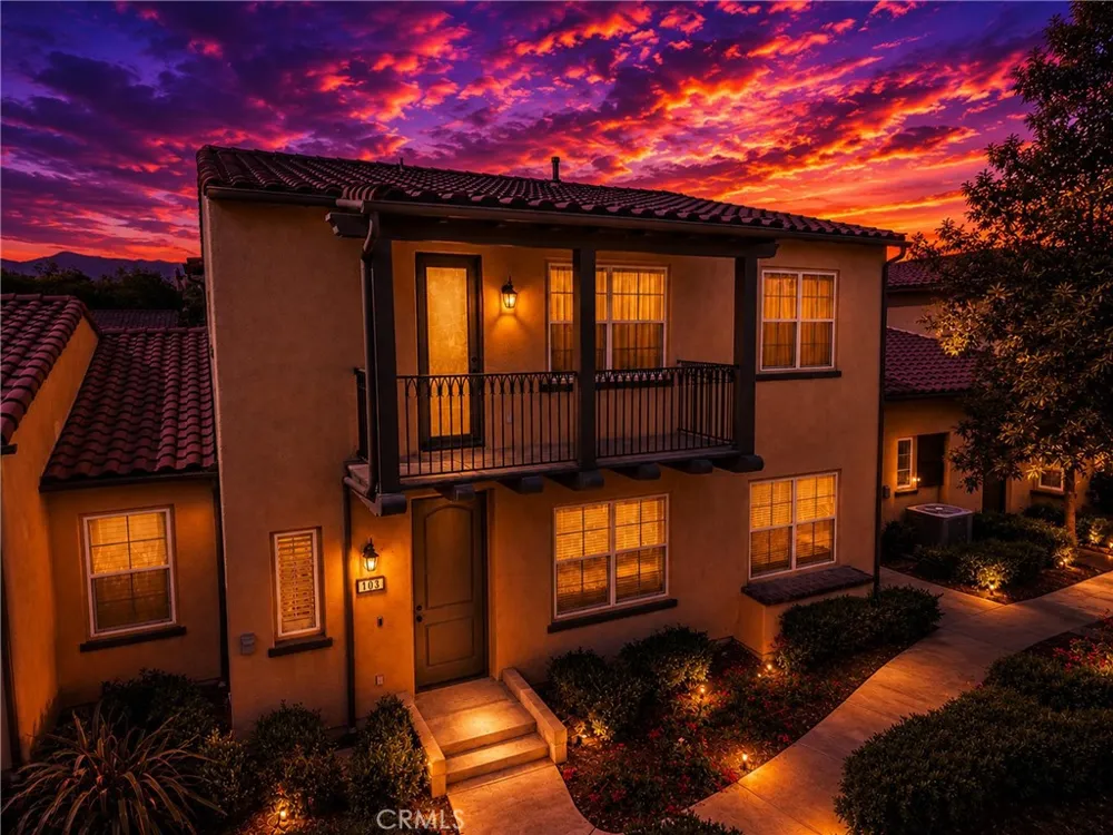 4317 Junction #103 Corona, CA 92883