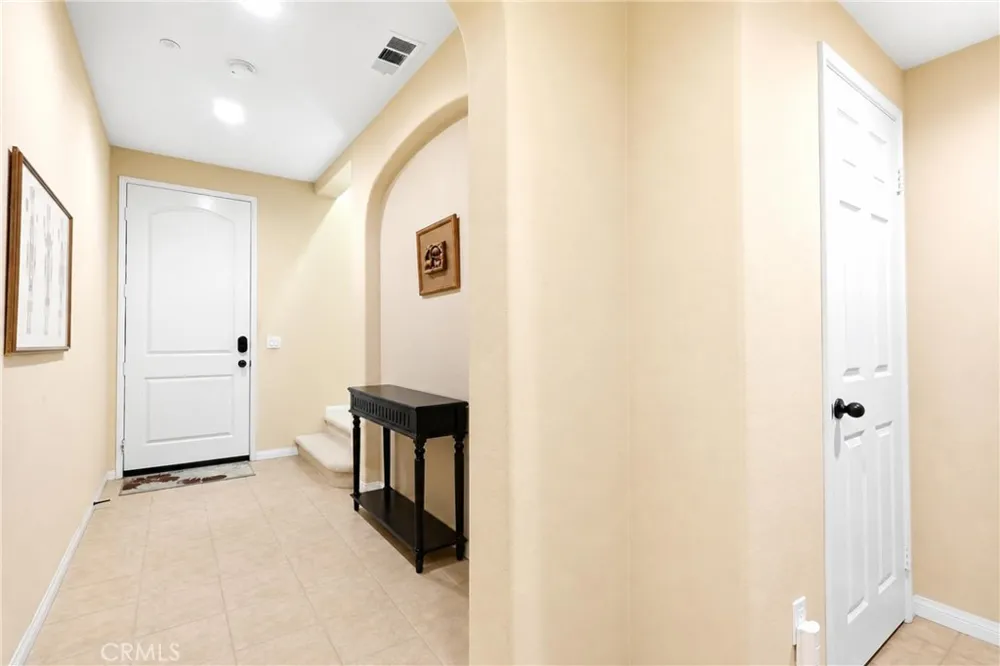 4317 Junction #103 Corona, CA 92883