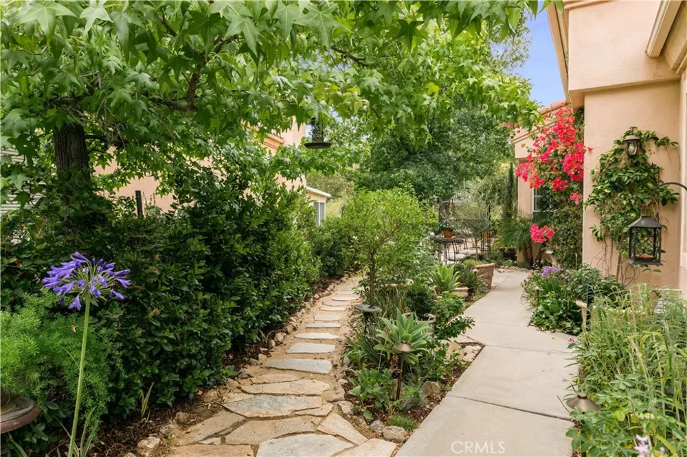 37849 Bear View Circle Murrieta, CA 92562
