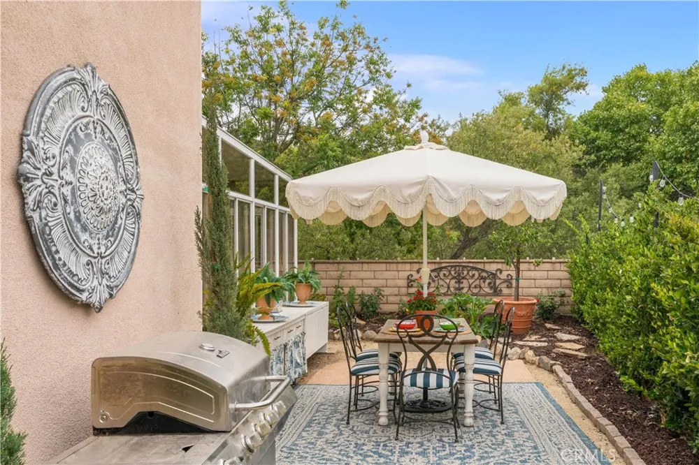 37849 Bear View Circle Murrieta, CA 92562