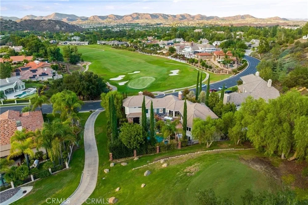 37849 Bear View Circle Murrieta, CA 92562