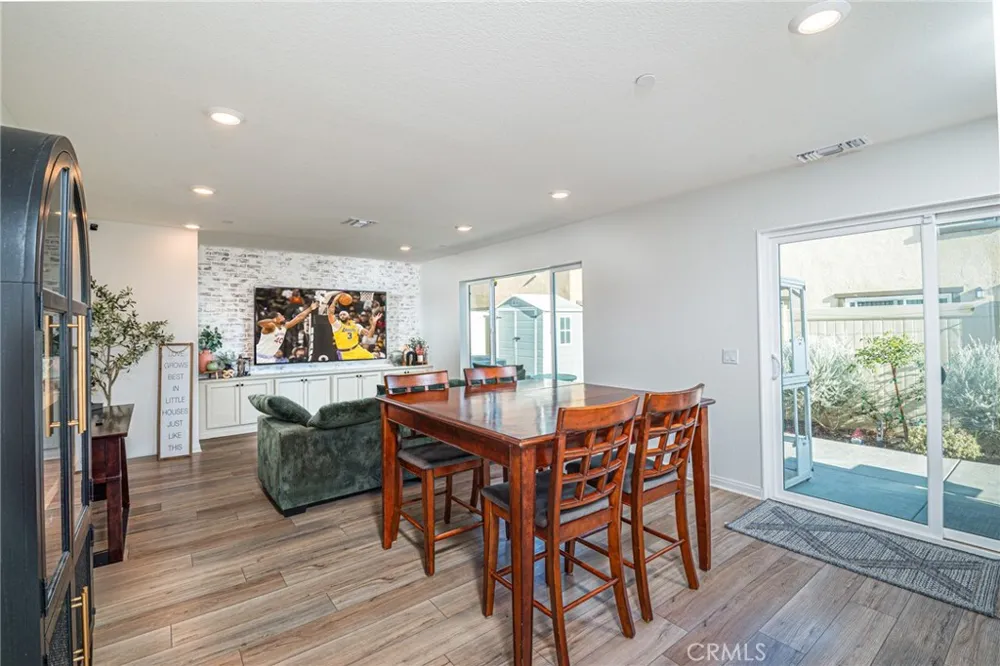 28297 Dusky Willow Nuevo, CA 92567