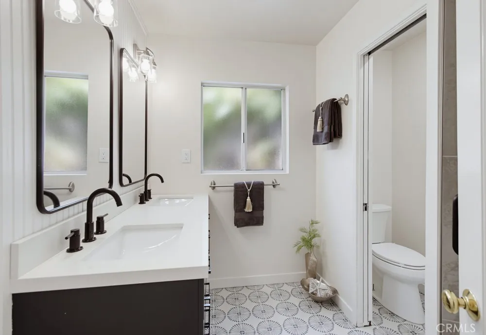 234 H Coronado, CA 92118