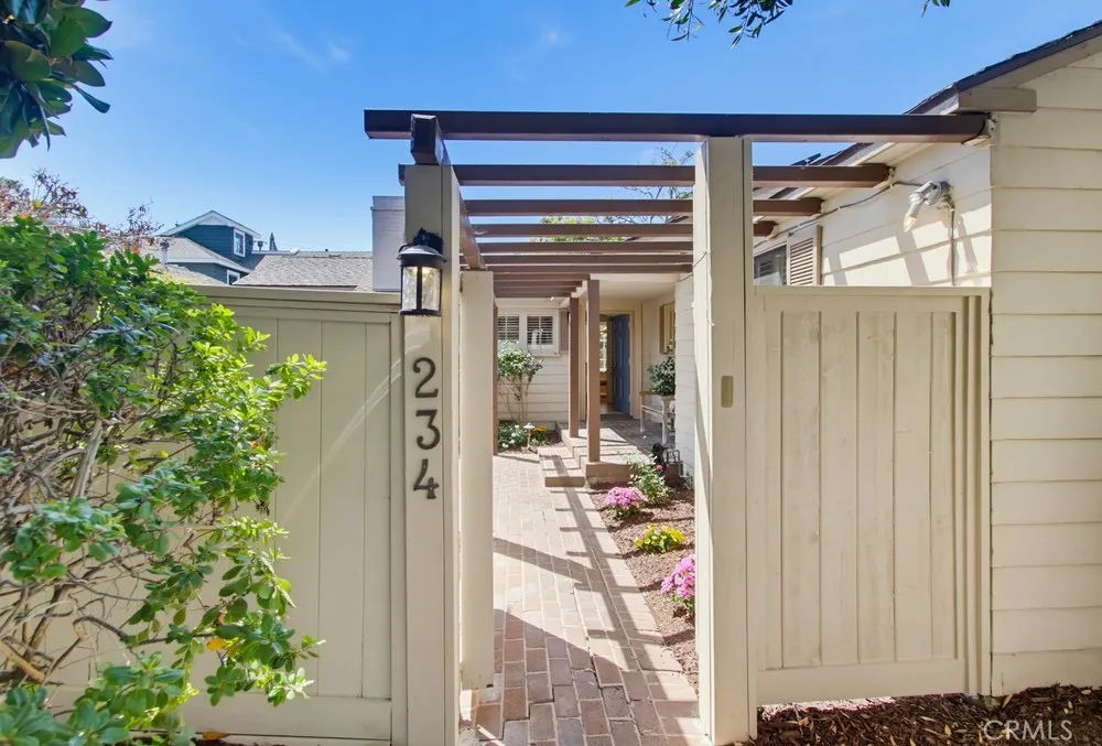 234 H Coronado, CA 92118