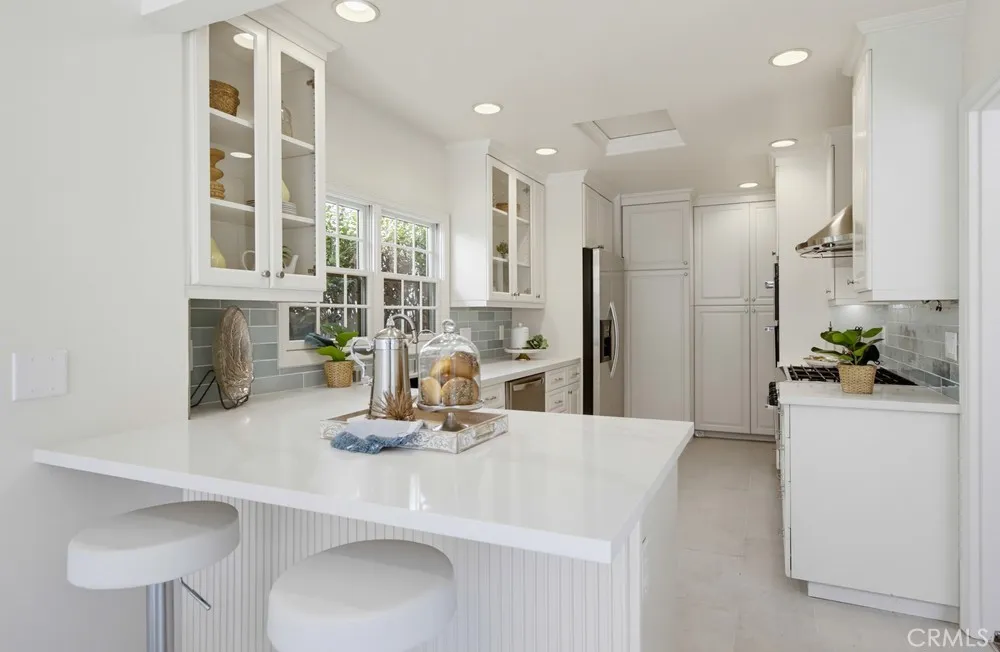 234 H Coronado, CA 92118