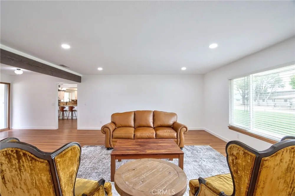 6905 W Devonshire Hemet, CA 92545