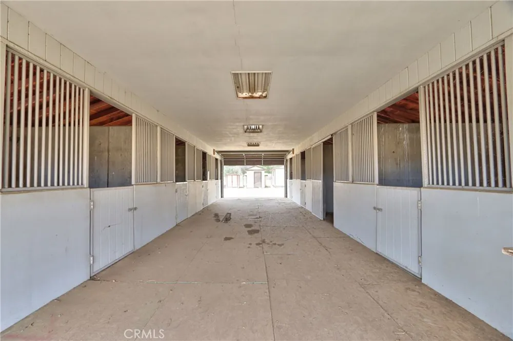 6905 W Devonshire Hemet, CA 92545