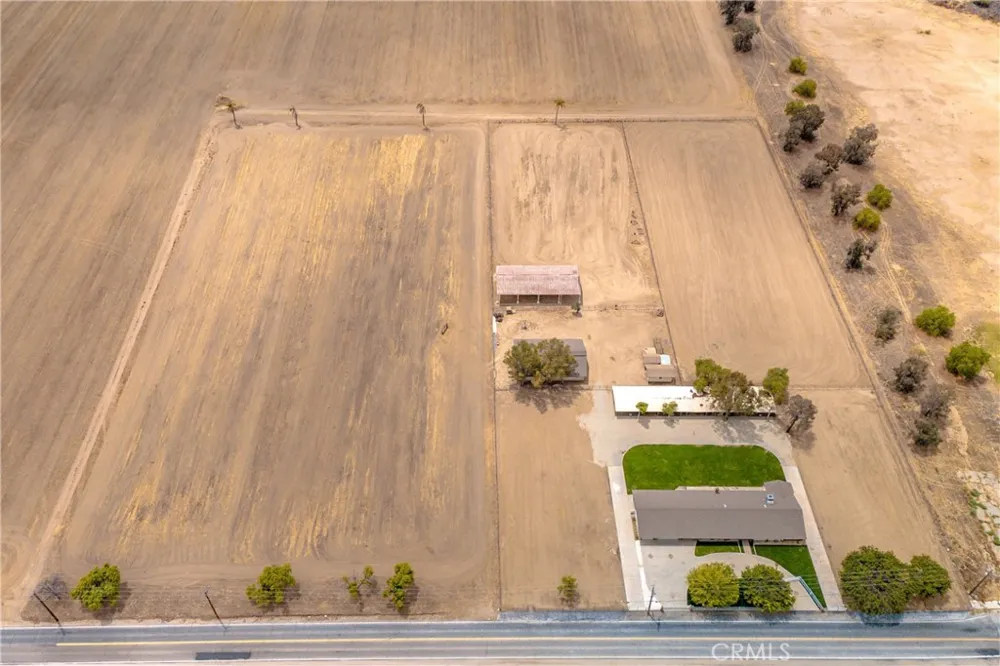 6905 W Devonshire Hemet, CA 92545