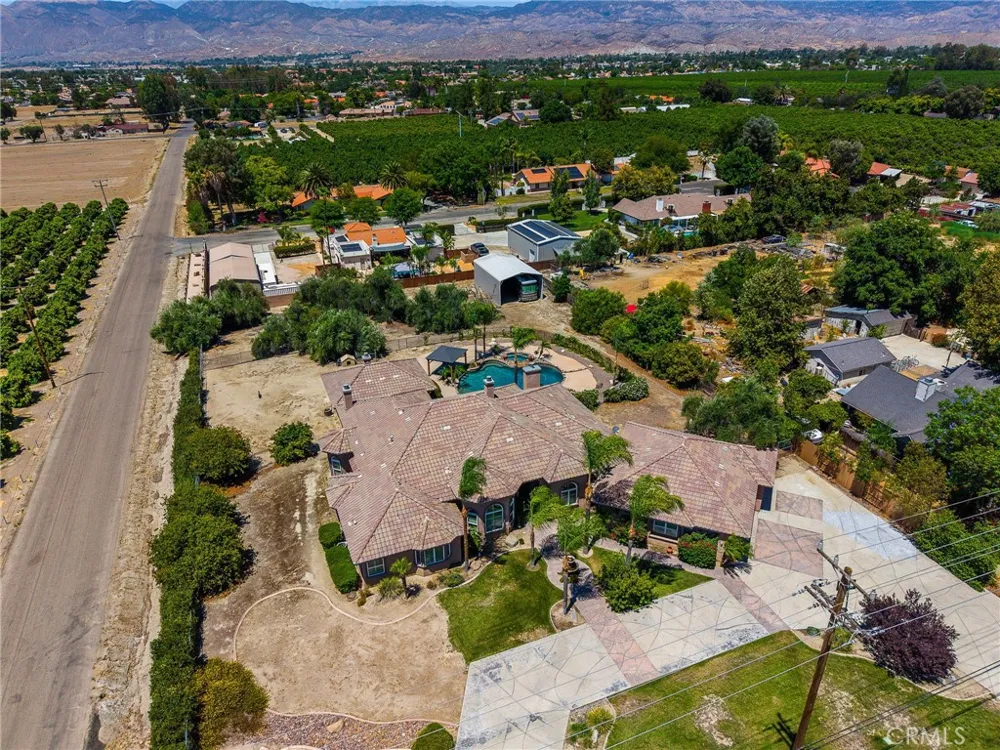 43000 Johnston Hemet, CA 92544
