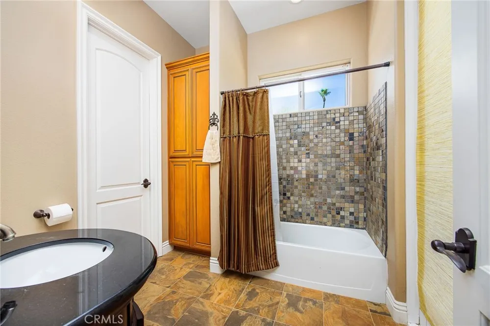 43000 Johnston Hemet, CA 92544